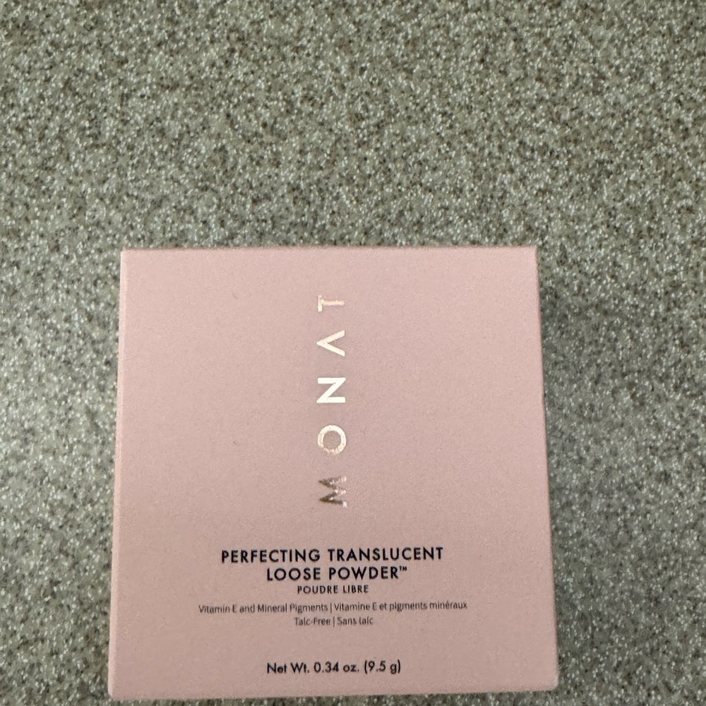 Monat Perfecting Translucent Powder-Honey